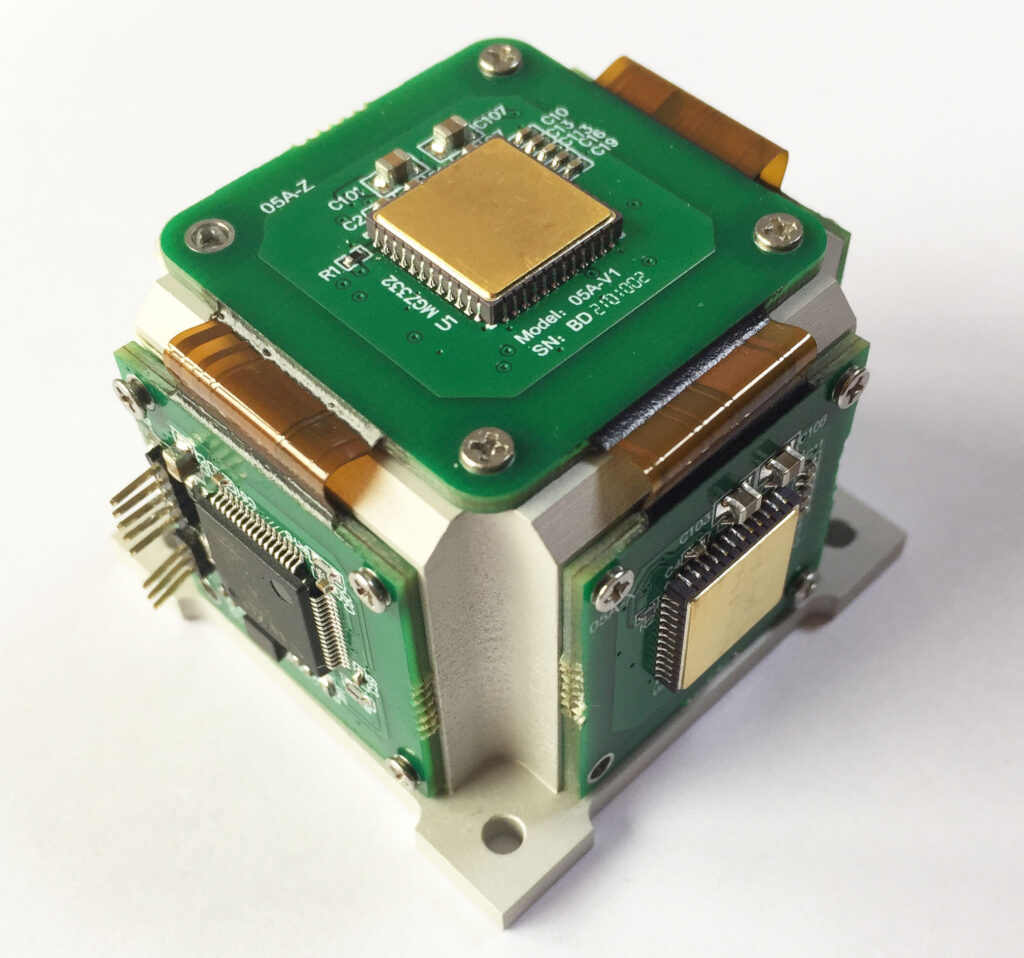 Current Type Triaxial Acceleration Sensor